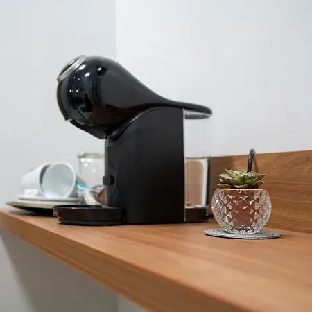 아파트 The Mirror