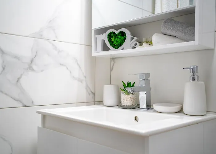 Apartment The Mirror *